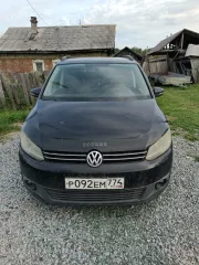 Volkswagen Touran 2010 года, VIN WVGZZZ1TZBW021370. Осмотр по предварительной договоренности в рабочие дни с 10:00 до 11:00, телефон +79220700233, email pavlov.okb72@yandex.ru.