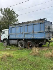 KAMAZ 5320, 1984, грузовой автомобиль, марка: КАМАЗ, модель: 5320, год изготовления: 1984, цвет: серый, VIN: отсутствует; особенности тех. состояния: следы коррозии по кузову.