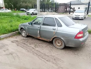 Lada Priora 2009 года выпуска. VIN: XTA21703090180927. Автомобиль не на ходу: сломана передняя ступица, нет масла, один ключ. Залог ПАО Совкомбанк. Ознакомление: Московская область, г. Фрязино, ул. Нахимова, д. 29. Тел. 89255064417.