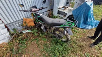 Мотоцикл SK250GY-5, VIN LGUSNP106H2Y11046, цвет бело-зеленый, год выпуска не установлен. После ДТП, комплектность и состояние не проверялись. Документы и ключи отсутствуют. Находится в г. Красноярск. Пробег: 0. Экологический класс: 4.