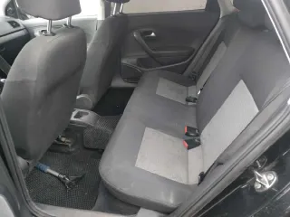 Volkswagen Polo 2011 легковой автомобиль, 2011 года выпуска, с VIN номером XW8ZZZ61ZCG021870.