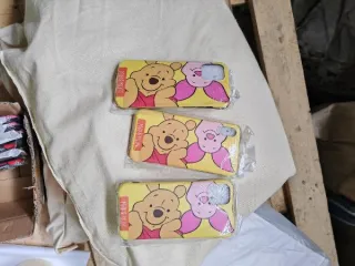 Чехлы для смартфонов MICKEY&MINNIE, DONALD&DASY, POOH&PIGLET; чехлы из пластмассы для смартфонов MICKEY&MINNIE, DONALO&DATSY, POOH&PIGIET; силиконовые чехлы для телефонов DISNEY. Имущество реализуется в качестве годных остатков, признано не соответствующим требованиям документов по стандартизации…