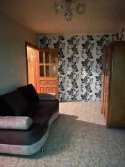 Квартира 41 кв.м в Ульяновске, Ульяновская область, улица Локомотивная, дом 199, квартира 42. Кадастровый номер 73:24:010204:1403. Продается доля в праве собственности 2/3. Сособственникам направлено предложение о преимущественной покупке, в установленный срок согласие не получено.