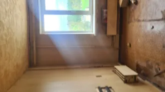 Квартира 308 кв.м, Санкт-Петербург, 306/1958 долей в праве собственности по адресу: Санкт-Петербург, Кронштадт, ш. Кронштадтское, д. 28, лит. А, кв. 12, кадастровый номер 78:34:0010219:3033. Общая площадь жилого помещения (квартиры) 308 кв.м, в пользовании должника находится комната №19 площадью…