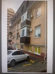 Квартира 28 кв. м, Ростовская область, Аксайский район, п. Верхнетемерницкий, пер. Юпитера, д. 1, кв. 24. Кадастровый номер 61:02:0081:201:698, состоит из одной жилой комнаты.