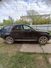BMW X5 2005 легковой автомобиль марки BMW модели X5 год выпуска 2005 г. идентификационный номер VIN 5UXFA13585LY13479 ознакомление участников с условиями характеристиками имущества и документацией осуществляется по адресу 410012 г. Саратов ул. Слонова 1 офис 83 с 10.00 до 16.00 ч. по местному…