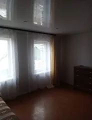 Доля в квартире 35.2 кв.м, жилое назначение, 2 этаж. Адрес: Россия, Архангельская область, м.р-н Ленский, с.п. Сафроновское, с. Яренск, Набережная Подбельского, дом 11, квартира 5. Кадастровый номер: 29:09:080102:77