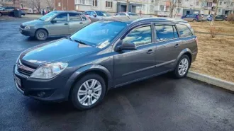 Opel Astra Station Wagon 2012 года, 140 лс, 233845 км, АКПП. Модель: OPEL Astra Station Wagon; Год выпуска: 2012г, Идентификационный номер (VIN) XWF0AHL35C0020567; Категория: В; Модель, № двигателя № Z18XER20SC3540, Шасси (рама) отсутствует; Кузов (кабина, прицеп) XWF0AHL35C0020567, ПТС №…