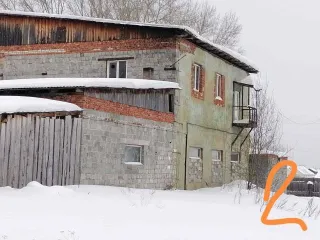 1/2 Доля здания в Свердловской области, 209,2 кв.м, площадь: 209,2 кв.м, адрес (местонахождение): Свердловская область, г. Верхняя Салда, кадастровый номер: 66:08:0000000:2113