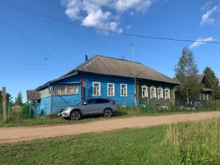 Жилой дом, площадь 76,8 кв.м., назначение: жилое, количество этажей: 1, адрес: Россия, Тверская область, Удомельский, Копачево, дом 43, кадастровый номер: 69:35:0150902:276, находится в долевой собственности, размер доли: 1/4; Земельный участок, площадь 1199 кв.м., назначение: земли населенных…