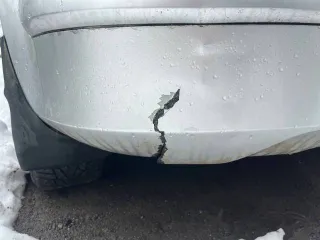 Opel Astra 2011 года, 241113 км, 90 л.с. Автомобиль на ходу, заводится. Есть следы коррозии на колесных арках. Зимняя шипованная резина (3 сезона). Коробка в порядке, переключение мостов тоже. Переднеприводная, механика. Требуется капитальный ремонт двигателя, двигатель не родной, замена не…