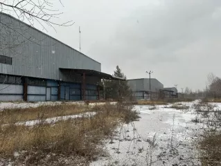 Недвижимое имущество, расположенное по адресу: РФ, Республика Татарстан, г. Казань, ул. Северо-Западная, д. 12, состоящее из 11 объектов недвижимости: Земельный участок, кад.№ 16:50:310203:21, пл. з/у – 57 530 кв.м.; Сооружение – объекты железнодорожного транспорта, кад.№ 16:50:000000:16028…