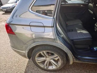 Volkswagen Tiguan 2019 года, 239,3 лс, 248 759 км, АКПП. Легковой автомобиль VOLKSWAGEN TIGUAN, марка: VOLKSWAGEN, модель: TIGUAN, год изготовления: 2019, цвет: серый, двигатель №: CUA5OB780, мощность двигателя, л. с. (кВт): 239,3 (176), кузов №: WVGZZZ5NZKM].67004, VIN: WVGZZZ5NZKM167004, ПТС…