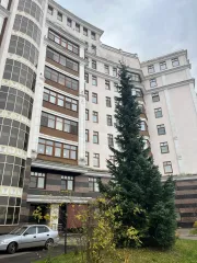 Квартира 129,4 кв.м, жилое помещение (квартира), площадь 129,4 кв. м, этаж № 6, кадастровый номер: 50:04:0010502:1097, Московская область, муниципальный округ Дмитровский, г. Дмитров, ул. Подлипичье, д. 6, кв. 17. Ограничение (обременение): ипотека в пользу ПАО M2M Private Bank; в квартире…