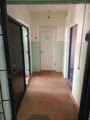 Нежилое помещение 69.5 кв.м, с. Пыскор, ул. Мира, д. 10, этаж 1. Кадастровый номер: 59:37:0510105:852. Объект обременен договором аренды до 05.02.2029г.