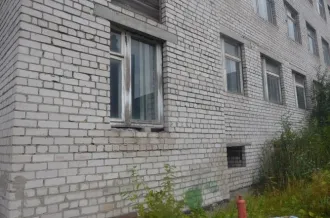 Здание (механические мастерские производственной базы) площадью 902,3 м2, назначение: нежилое, кадастровый номер 29:28:110270:45, местоположение: Архангельская область, г. Северодвинск, проезд Чаячий, д.17; здание (механическая мастерская) площадью 751,4 м2, назначение: нежилое, кадастровый номер…