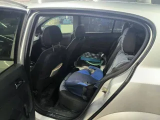 Opel Astra 2012 года, 116 лс, 268033 км. Автомобиль легковой, марка: Opel, модель: Astra (A-H), VIN: XWF0AHL48C0017219, гос. рег. номер: Н107КН196, год изготовления: 2012