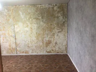 Двухкомнатная квартира 45,9 кв.м в состоянии «требует косметического ремонта» по адресу: Республика Башкортостан, Мелеузовский район, г. Мелеуз, ул. Ленина, д. 133, кв. 131. Кадастровый номер: 02:68:010502:3809. Имущество является предметом залога ПАО Сбербанк. Имеется задолженность по коммунальным…