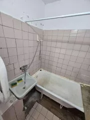 Четырехкомнатная квартира, назначение – жилое, общей площадью 73,9 м2, кадастровый (условный) номер: 34:34:070108:349
Расположенная по адресу: Россия, Волгоградская область, г. Волгоград, Военный городок ул, д. 7, кв.65