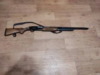 Гладкоствольное ружье Бекас М-12, калибр 12/70.