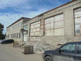 Производственное здание 1144,4 кв.м, земельный участок 1822 кв.м, Республика Башкортостан Производственное здание - 1 144,4 кв. м, 2-х этажное, право аренды на земельный участок - 1 822 кв. м, адрес: Республика Башкортостан, г. Уфа, ул. Индустриальное шоссе, д. 26, з/у 26/8, кадастровые номера…