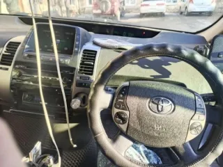 Toyota Prius Hybrid 2011, Легковой комби (хэтчбек): Toyota; Prius Hybrid, 2011 г.в., г/н Р934НВ75, цвет серый, VIN: NHW203577777, номер кузова (прицепа): NHW203577777. ПТС отсутствует. ТС с задней стороны в правом нижнем углу имеется скол и трещина. Вид транспорта: наземный. Год выпуска: 2011…