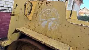 Кировец К-702МА-ПК-6 2005 - Погрузчик Кировец К-702МА-ПК-6, г.в. 2005, грн 75ЕС 1361. Среднее "условно пригодное" состояние. Требует проведения обслуживания и ремонта отдельных систем и агрегатов. Внешний вид пригодный. Погрузчик Кировец К-702МА-ПК-6, г.в. 2003, снят с учета. Крайнее…