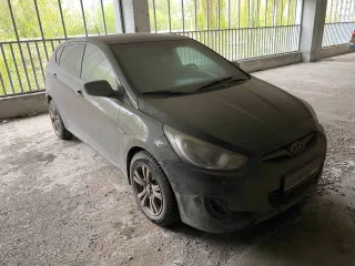 Транспортное средство Hyundai Solaris, 2013 г.в., цвет черный, двигатель №GFA DW581844, мощность двигателя 107л.с./78,7кВт, идентификационный номер  VIN  Z94CT51CADR079609, в удовлетворительном состоянии, имеются незначительные повреждения на кузове в следствии эксплуатации, аккумуляторная батарея…