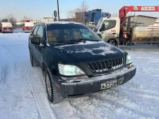 Lexus RX 2001 года, 223 лс, 275000 км, полный привод, АКПП. Легковой автомобиль: Lexus RX300, год изготовления: 2001, легковой универсал, г/н: А372МН155, цвет: черный, VIN: JTJHF10U010198958, ПТС 39 УК 884981, СТС 99 43 084566. (Ходовая часть под замену, сальники передних приводов под замену, свечи…