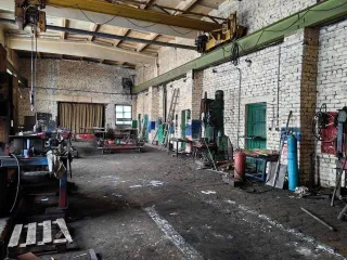 Помещение 383 кв.м и земельный участок 1325 кв.м в Волгоградской области, Еланский район, село Вязовка. Земельный участок категории земель сельскохозяйственного назначения, разрешенное использование: для производственных целей, кадастровый номер: 34:06:120003:83. Помещение нежилое, площадью 383 кв…