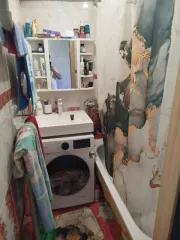 Квартира 2 комнатная с кадастровым номером 52:18:0050165:1506, общей площадью 45,9 кв.м. расположенная на 6 этаже многоквартирного жилого 9 этажного дома по адресу: г. Нижний Новгород, Ленинский район, ул. Снежная, д. 25, корп. 1, кв. 203.