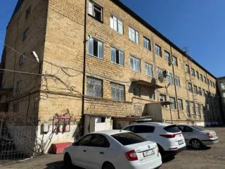 Помещение 188,5 кв. м в Дербенте, Республика Дагестан, по адресу: ул. Гейдара Алиева, ул. Советская, 6. Расположено на 3 этаже, номера на плане: 16-23. Косметический ремонт. Кадастровый номер здания: 05:42:000004:453. Назначение: помещение свободного назначения, за исключением почтовой…