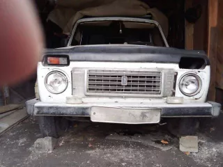 Легковой автомобиль, марка: ВАЗ, модель: 21213, год изготовления: 1999, VIN: XTA212130Y1455183, г/н: Х524ХУ54, состояние – неудовлетворительное.