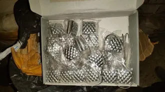 Товары народного потребления согласно приложению №4 (предметы декора). Имущество продается в том виде, комплектности и состоянии, в каком оно есть. За скрытые дефекты имущества Продавец ответственности не несет. Проданное имущество обмену и возврату не подлежит. Товар реализуется в имеющемся…