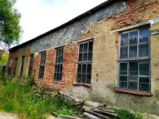 Торги по продаже имущества АО  Завод ЖБК 1  Лот №1 Залоговое имущество: недвижимость  4 объекта , имущество свободное от залоговых обязательств: оборудование  9 объектов , подробный перечень – в прикрепленных документах.