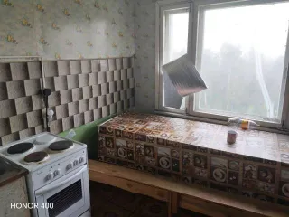 Квартира, назначение – жилое, общей площадью 69,5 кв.м., кадастровый номер: 38:25:030202:179, расположенная по адресу: Российская Федерация, Иркутская область, р-н Слюдянский, поселок железнодорожной станции Ангасолка, ул. Советская, д. 4А, кв. 7.