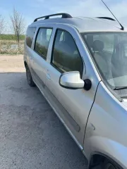 Lada Largus 2015 года, 105 л.с., пробег 553000 км. Автомобиль LADA Largus 2015 года выпуска, государственный номерной знак В863НУ134, идентификационный номер VIN XTARS0Y5LF0884409.