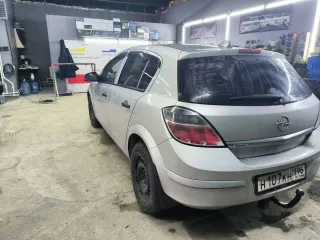 Opel Astra 2012 года, 116 лс, 268033 км. Автомобиль легковой, марка: Opel, модель: Astra (A-H), VIN: XWF0AHL48C0017219, гос. рег. номер: Н107КН196, год изготовления: 2012