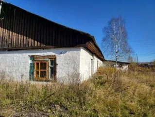 Здание, расположенное по адресу Кемеровская область, г. Березовский, ул. Школьная, д. 1а, кадастровый номер 42:22:0202002:1458, площадью 239.9 кв.м. Здание, расположенное по адресу Кемеровская область, г. Березовский, ул. Школьная, д. 1а, кадастровый номер 42:22:0202002:1459, площадью 335.2 кв.м…