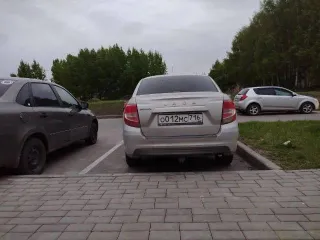 Lada Granta 2022 года, 87 л.с., 102000 км, механическая коробка передач, VIN XTA219040N0832162.