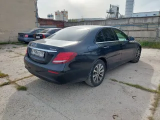Mercedes-Benz E220D 4MATIC 2019 черный, идентификационный номер (VIN): WDD2130051A707502, год изготовления: 2019, госномер Е198ХО790, находится в залоге у АО "ТБанк".
