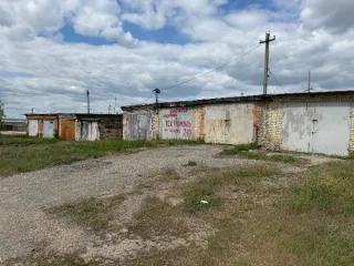 Земельный участок 24 кв.м и гараж 20 кв.м, Ростовская область, Каменск-Шахтинский земельный участок площадью 24,0 кв. м с кадастровым номером 61:52:0030084:473 с расположенным на нем нежилым зданием (гараж) площадью 20,0 кв. м с кадастровым номером 61:52:0030084:1759 по адресу: Ростовская область…
