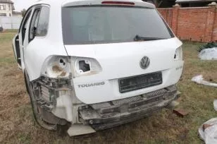 Volkswagen Touareg 2014 год, VIN XW8ZZZ7PZEG007515, ПТС 40HX727732.