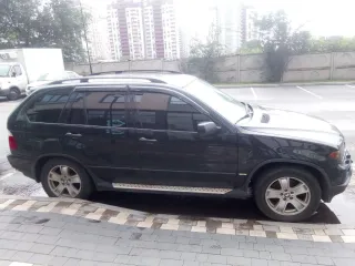 BMW X5 2004 года выпуска, VIN 5UXFB53505LV10510.