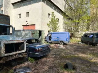 Недвижимое и движимое имущество - здание, назначение: нежилое (гостиница), кад номер: 50:60:0020103:58; здание, назначение: нежилое (проходная), кад номер: 50:60:0020103:55; помещение, назначение: нежилое (теплица), кад номер: 50:60:0020103:92; сооружение, назначение: нежилое (благоустройство с…