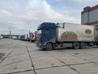 Грузовой фургон DAF XF105.460, 2007 г.в., г/н О978ЕО196, цвет синий, VIN XLRAS47MS0E794109.