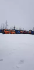 комплекс объектов недвижимости и право аренды земельного участка, состоящий из: имущества, находящегося в залоге ООО «Специализированный лизинговый центр»: Административно бытовой корпус, назначение: нежилое здание, общей площадью 91,5 кв.м. кадастровый номер 86:11:0402001:1435, адрес …