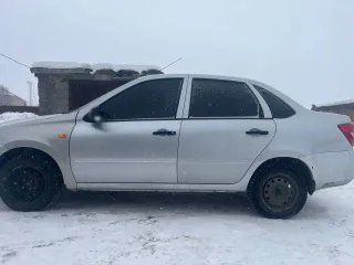 Lada Granta, 2013 года, 87 лс, 125 000 км, цвет серебристый, VIN: XTA219010D0127500.
