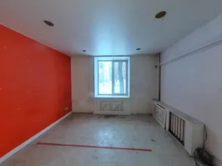 Нежилые помещения, 379,8 кв. м, Москва. Продажа имущества, находящегося в собственности города Москвы, нежилые помещения по адресу: г. Москва, просп. Ленинградский, д. 75б, общей площадью 379,8 кв. м (подвал № 0, этаж №1), кадастровые номера: 77:09:0005002:6971, 77:09:0005002:6972…