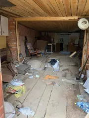 Гараж 30 кв.м и участок 45 кв.м в Коми. Нежилое здание (гараж), кадастровый номер – 11:09:5501002:4475, площадь 30 кв.м., по адресу: Республика Коми, Удорский р-н., пос. Усогорск, ул. Дружбы, д. 10 и земельный участок под ним, кадастровый номер 11:09:5501002:584, площадь 45 кв.м.